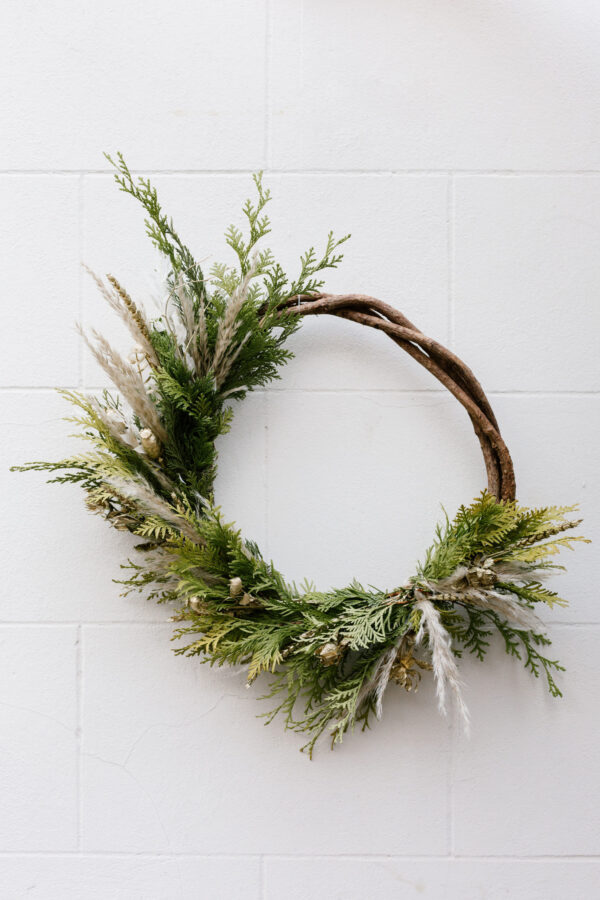 Atelier couronne de Noël -samedi 13 décembre ( 14H ) – Image 2